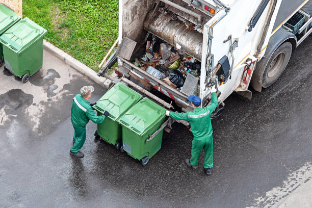 Best Junk Hauling Services  in Smithville Sanders, IN