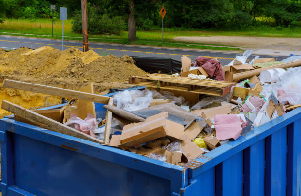Best Yard Cleanup Services  in Smithville Sanders, IN